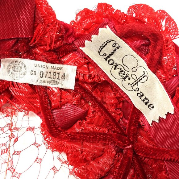 Mid-Century 60’s /clover Lane Red Cellophane Straw & Velvet Ribbon Hat Vintage main image 4